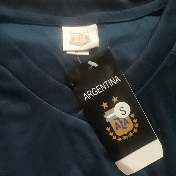 Argentina Shirts Football (men's) - Picture 2 of 8